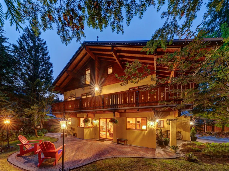 7055 Nesters Road, Whistler, BC, V8E 0E2 - 30