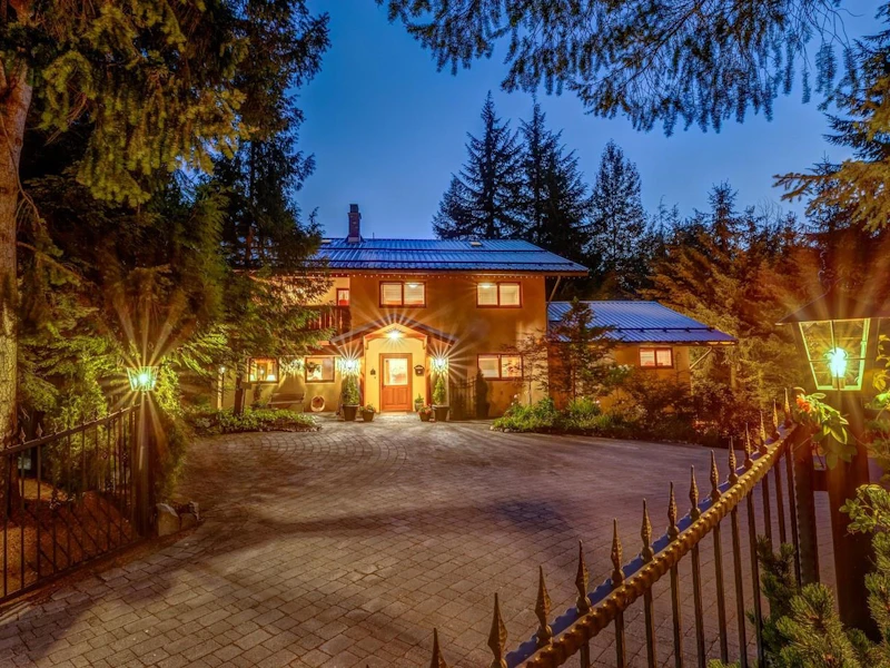 7055 Nesters Road, Whistler BC