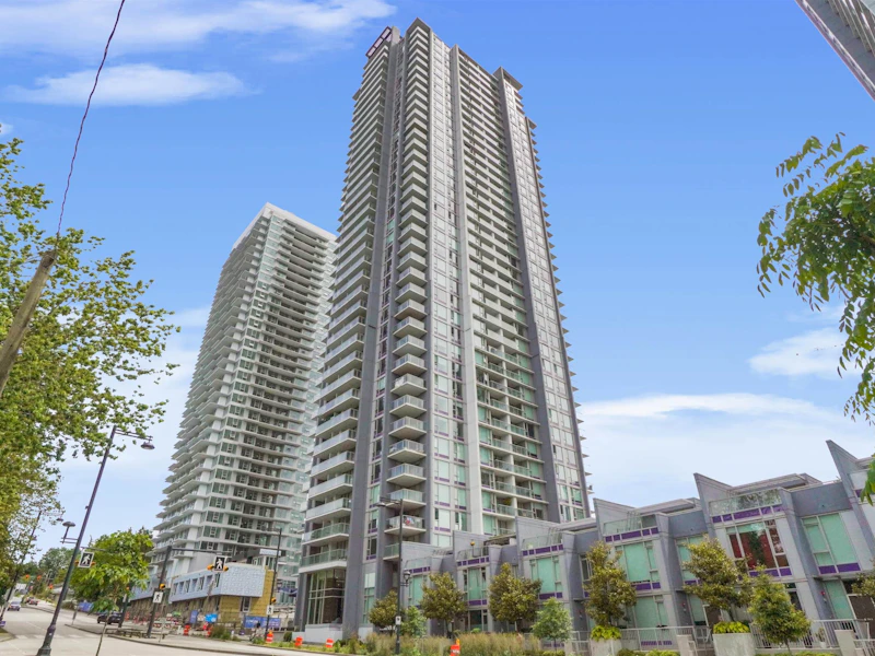 3012 - 13750 100th Avenue, Surrey BC