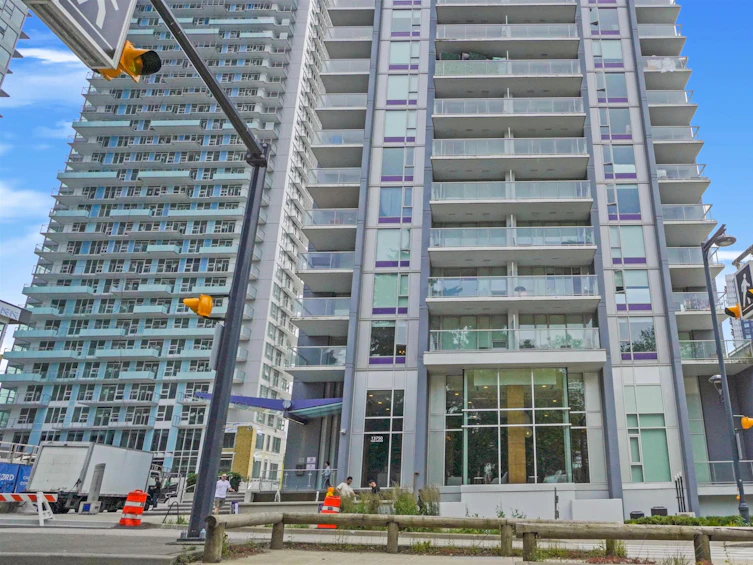 3012-13750 100, Surrey, BC, V3T 0L3 - 3