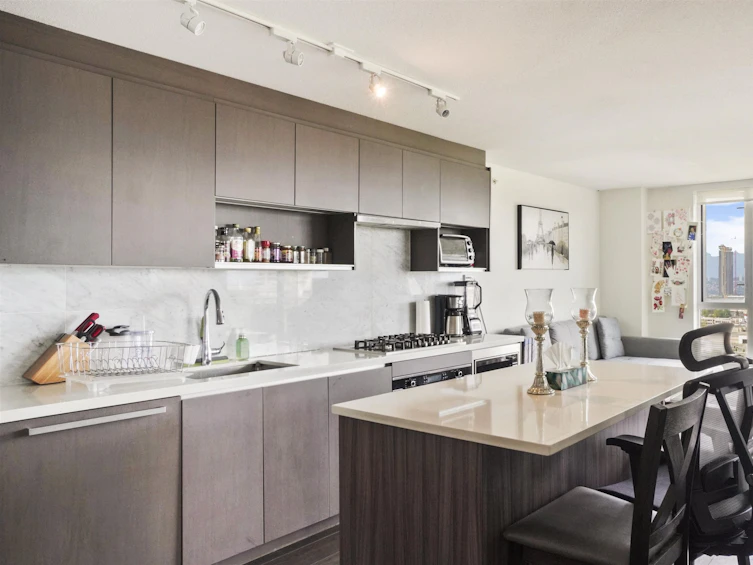 3012-13750 100, Surrey, BC, V3T 0L3 - 4