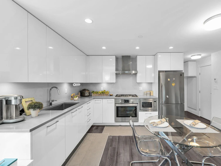 109-10780 No. 5 Road, Richmond, BC, V6W 0B8 - 2
