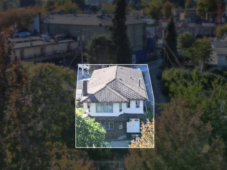 3731 Knight Street, Vancouver, BC, V5N 3L7 - 4
