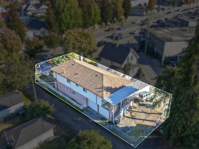 3731 Knight Street, Vancouver, BC, V5N 3L7 - 7