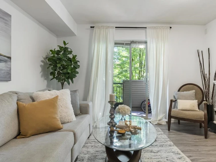 310-10088 148, Surrey, BC, V3R 3M9 - 4