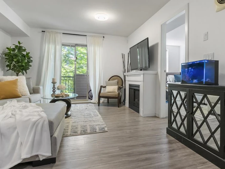 310-10088 148, Surrey, BC, V3R 3M9 - 6