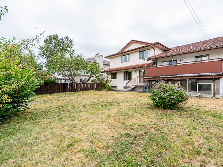 581 Cliff Avenue, Burnaby, BC, V5A 2J2 - 38