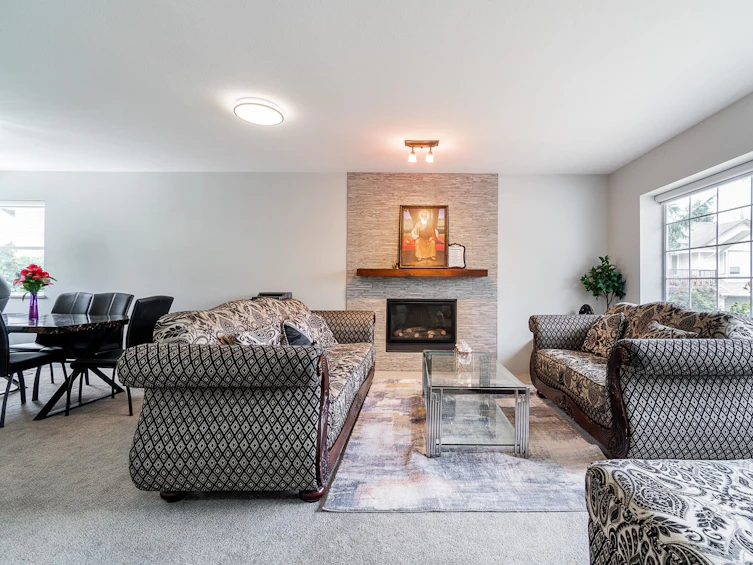 14285 67 Avenue, Surrey, BC, V3W 0P5 - 2