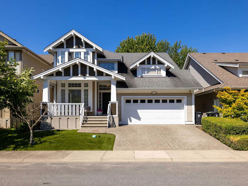 7375 200b Street, Langley BC V2Y 3G6
