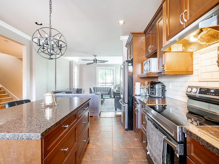 19281 69 Avenue, Surrey, BC, V4N 0B7 - 13
