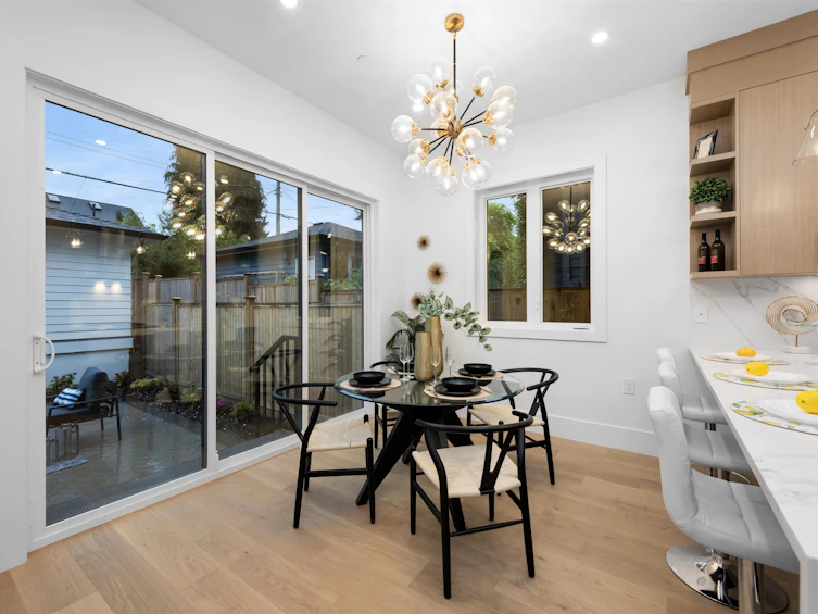 2-1166 E 11th Avenue, Vancouver, BC, V5T 2G3 - 3