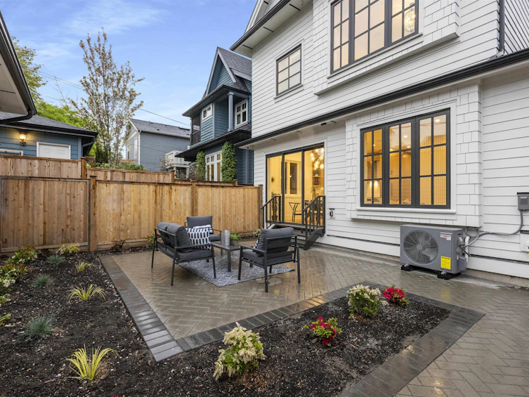 2-1166 E 11th Avenue, Vancouver, BC, V5T 2G3 - 34