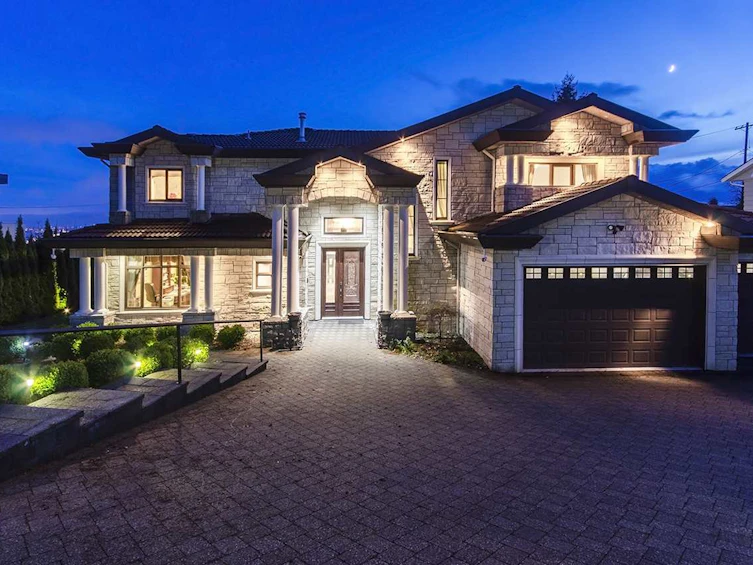 1118 Crestline Road, West Vancouver, BC, V7S 2E4