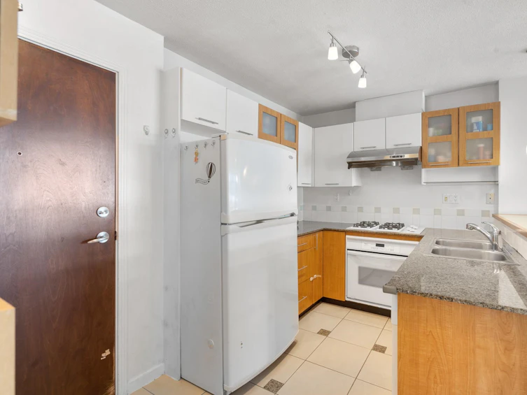 804-7831 Westminster Highway, Richmond, BC, V6X 4J4 - 5