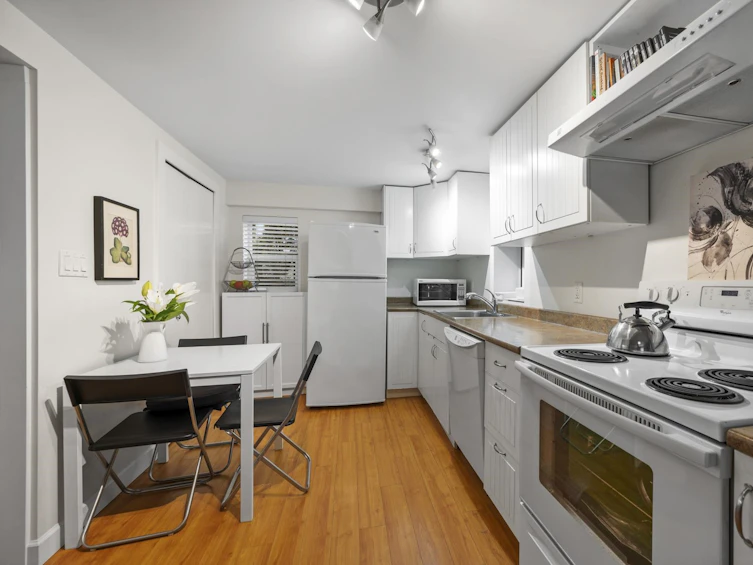 1564 West 66th Avenue, Vancouver, BC, V6P 2R9 - 39