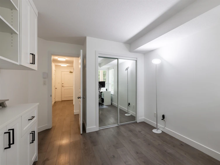 215-8139 121a, Surrey, BC, V3W 0Z2 - 20