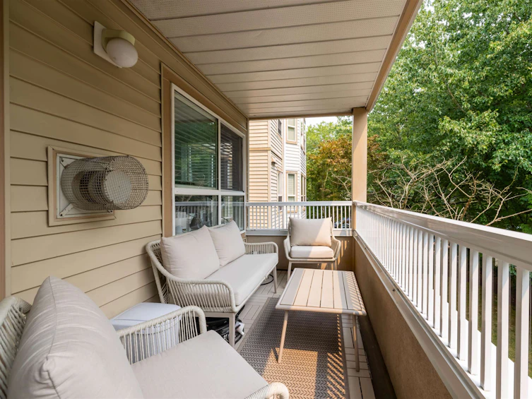 215-8139 121a, Surrey, BC, V3W 0Z2 - 24
