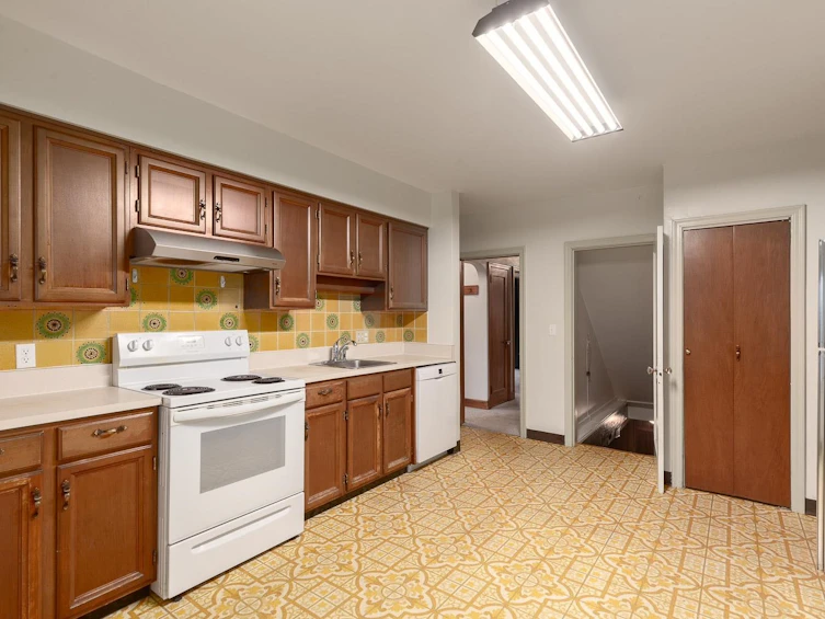 475 W 27th Avenue, Vancouver, BC, V5Y 2K4 - 15