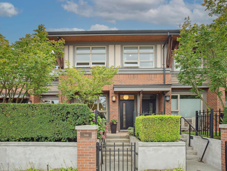 766 E 29th Avenue, Vancouver, BC, V5V 0B5 - 33