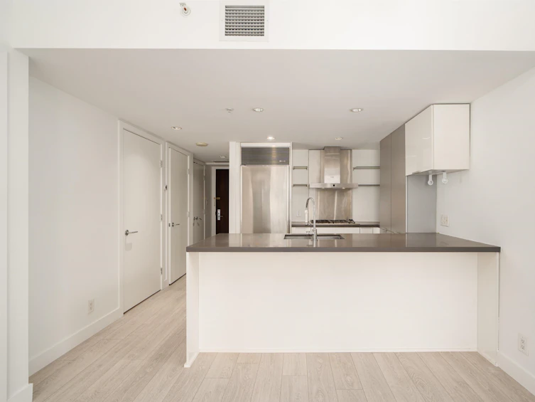 1205-788 Richards Street, Vancouver, BC, V6B 0C7 - 4