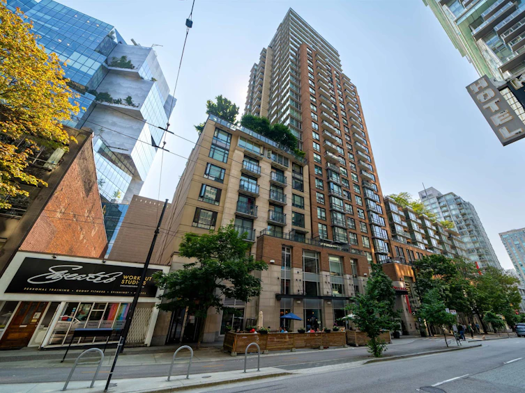 1205-788 Richards Street, Vancouver, BC, V6B 0C7 - 17