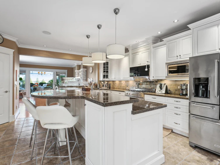 2531 Mathers Avenue, West Vancouver, BC, V7V 2J2 - 14