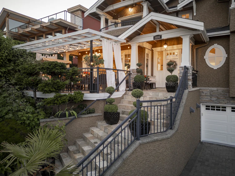 2531 Mathers Avenue, West Vancouver, BC, V7V 2J2 - 39