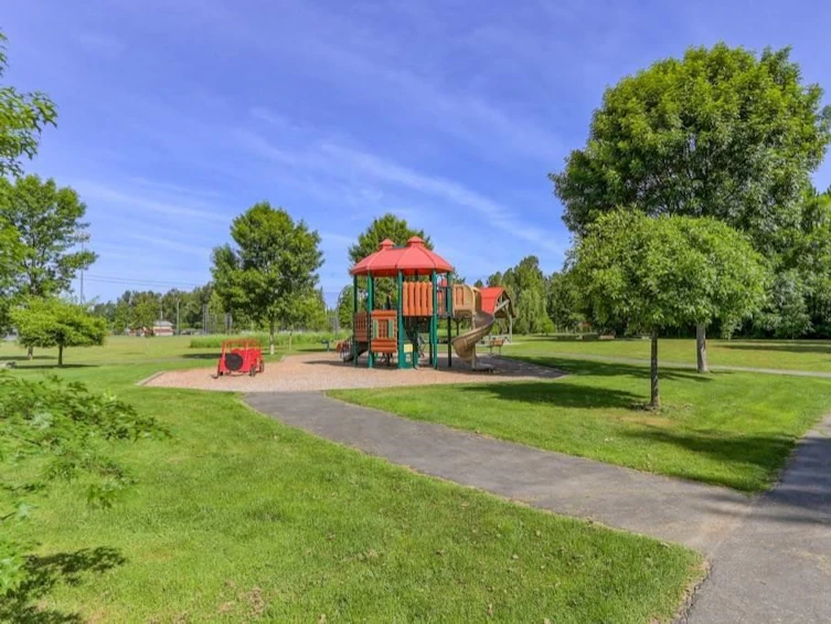 108-20976 56, Langley, BC, V3A 7Z2 - 38