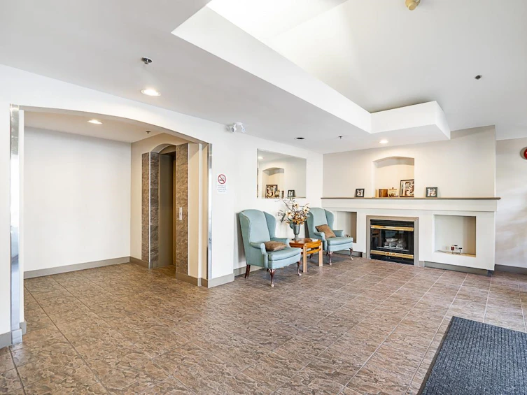108-20976 56, Langley, BC, V3A 7Z2 - 7