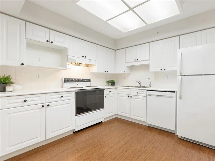 108-20976 56, Langley, BC, V3A 7Z2 - 14