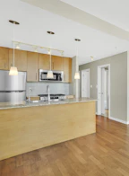 1409 2979 Glen Drive