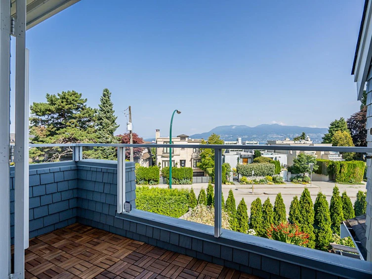 2618 Point Grey Road, Vancouver, BC, V6K 1A5 - 12
