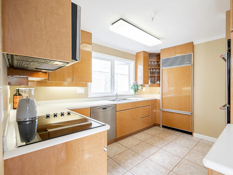 2618 Point Grey Road, Vancouver, BC, V6K 1A5 - 15