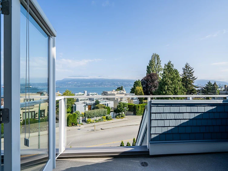 2618 Point Grey Road, Vancouver, BC, V6K 1A5 - 21