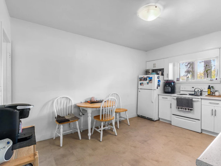 280 B Street, Abbotsford, BC, V2S 8B9 - 22