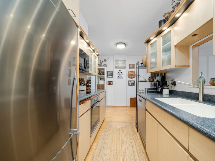 202-1867 West 3rd Avenue, Vancouver, BC, V6J 1K9 - 8