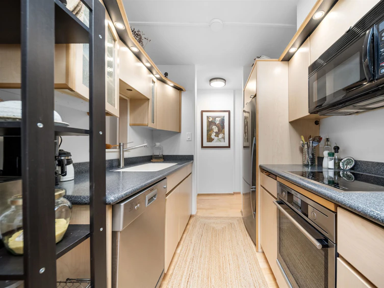 202-1867 West 3rd Avenue, Vancouver, BC, V6J 1K9 - 9