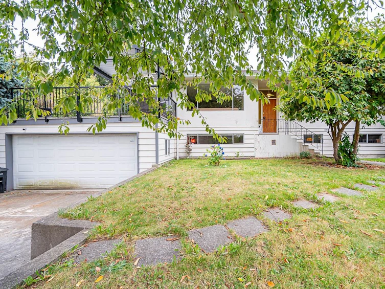 4084 Brandon Street, Burnaby, BC, V5G 2P8 - 4