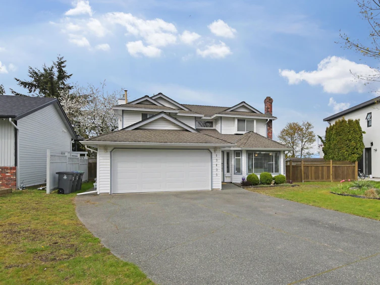 13435 61a Avenue, Surrey, BC, V3X 1L9 - 2