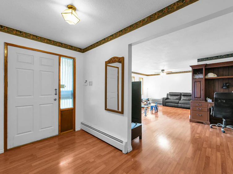 27841 Laurel Place, Maple Ridge, BC, V2W 1N4 - 5