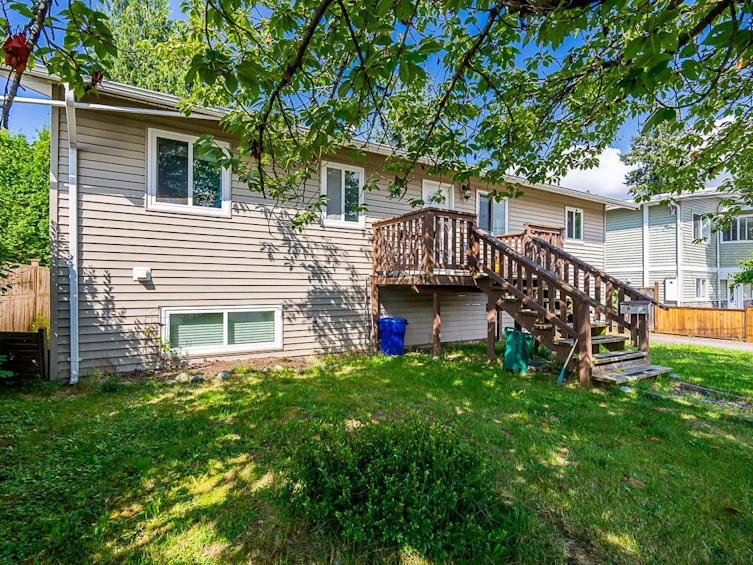7513 May Street, Mission, BC, V2V 3C9 - 2