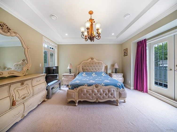 2135 W 37th Avenue, Vancouver, BC, V6M 1N9 - 12