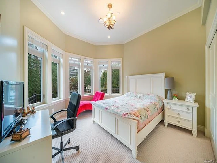 2135 W 37th Avenue, Vancouver, BC, V6M 1N9 - 16