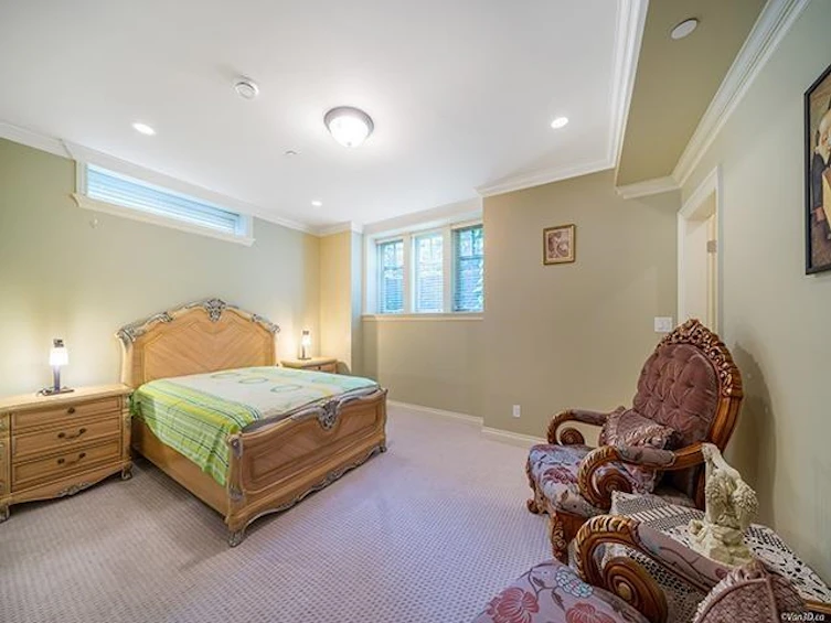 2135 W 37th Avenue, Vancouver, BC, V6M 1N9 - 29
