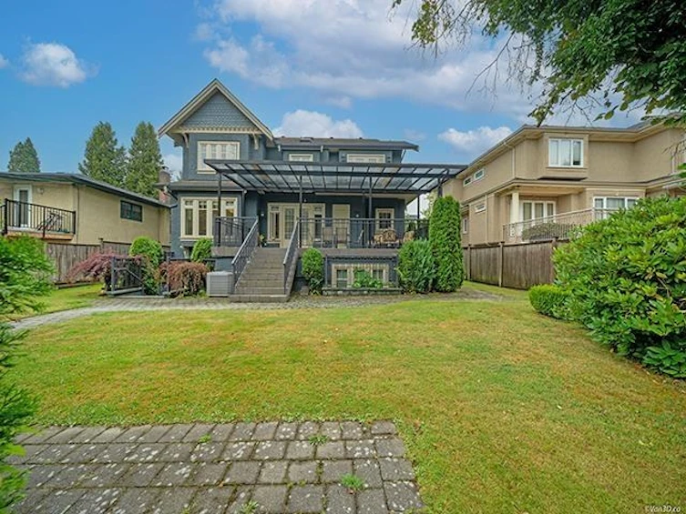 2135 W 37th Avenue, Vancouver, BC, V6M 1N9 - 37