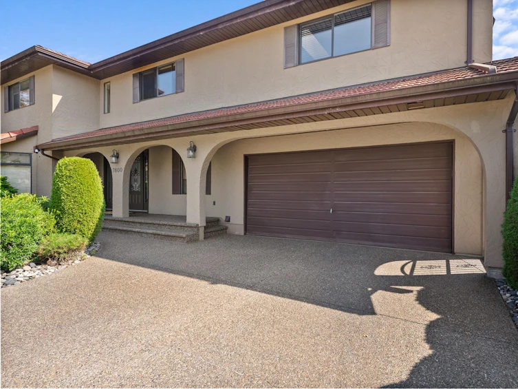 7600 Sunnybank Avenue, Richmond, BC, V6Y 1G5 - 5