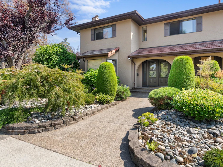 7600 Sunnybank Avenue, Richmond, BC, V6Y 1G5 - 6