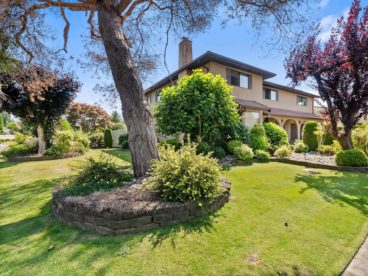 7600 Sunnybank Avenue, Richmond, BC, V6Y 1G5 - 7