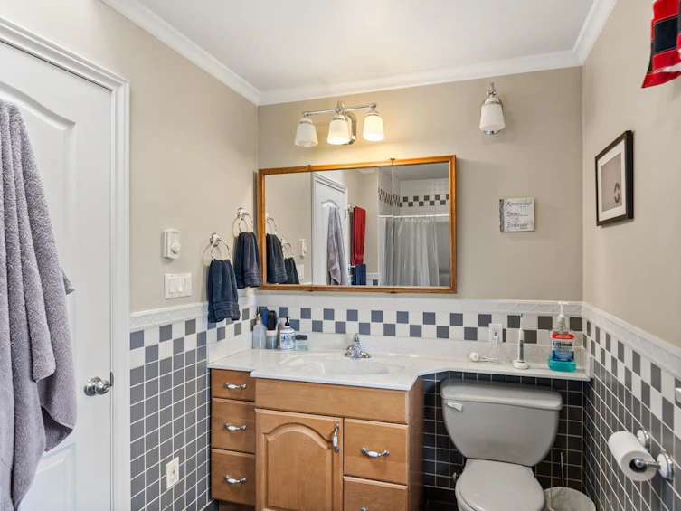 7600 Sunnybank Avenue, Richmond, BC, V6Y 1G5 - 34