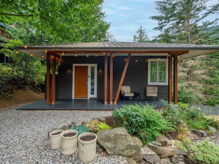 1288 Oceanview Road, Bowen Island, BC, V0N 1G1 - 3